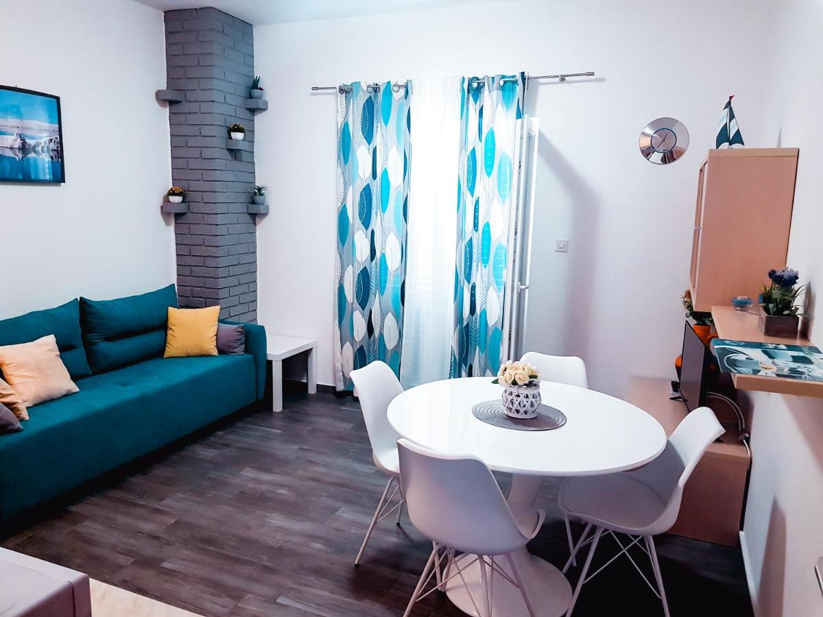 Apartmani Maestral Fabijanic Pag Town Buitenkant foto