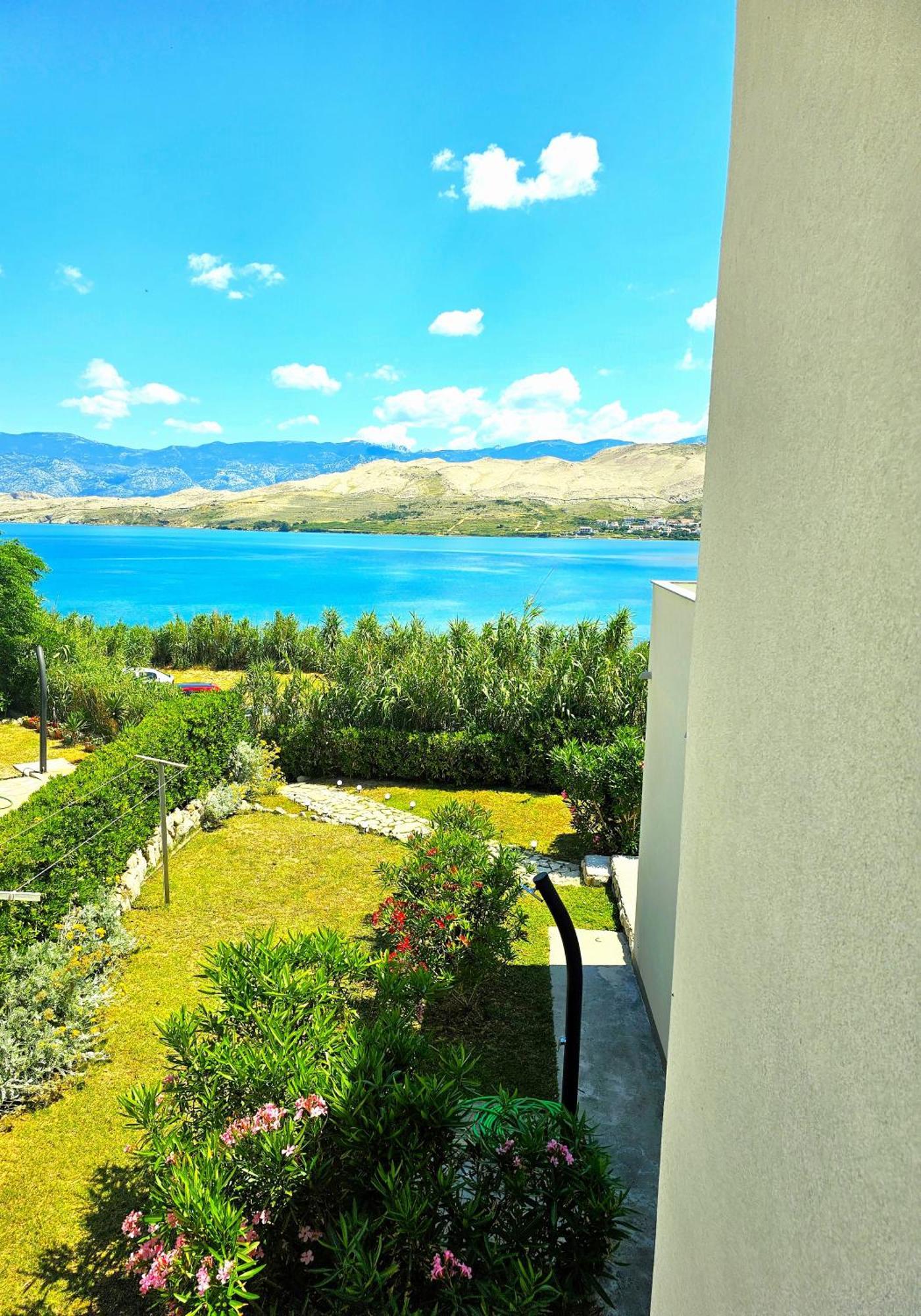 Apartmani Maestral Fabijanic Pag Town Buitenkant foto