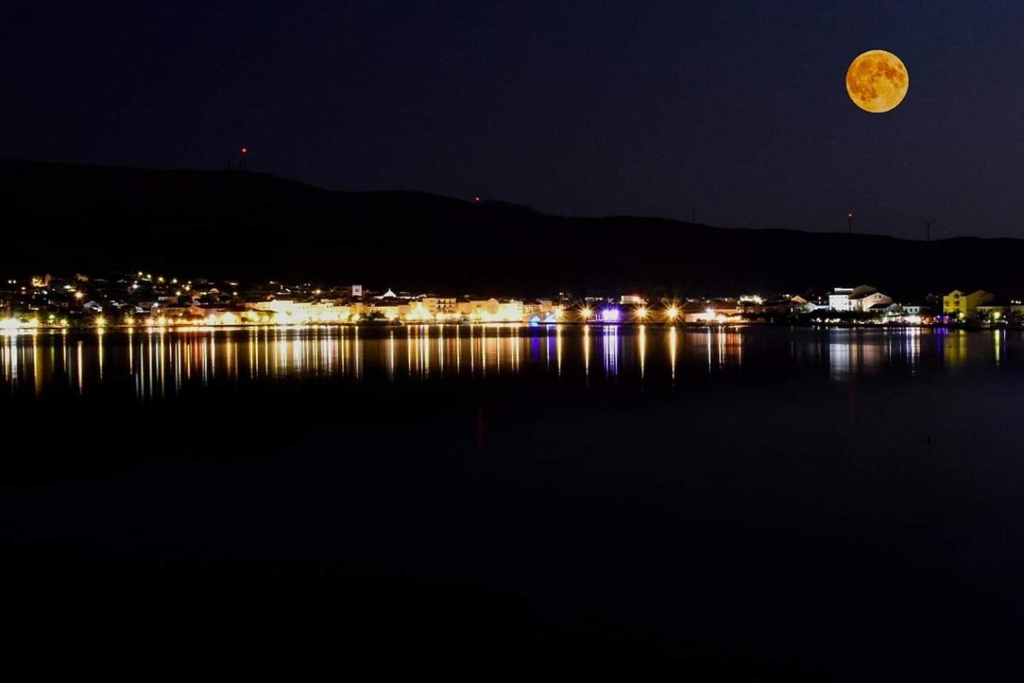 Apartmani Maestral Fabijanic Pag Town Kamer foto