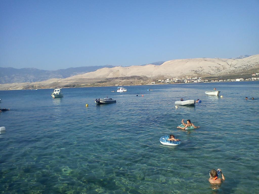 Apartmani Maestral Fabijanic Pag Town Buitenkant foto